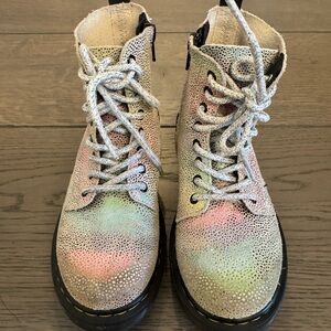 Multicolor Lace-Up Women's Boots Dr. Martens